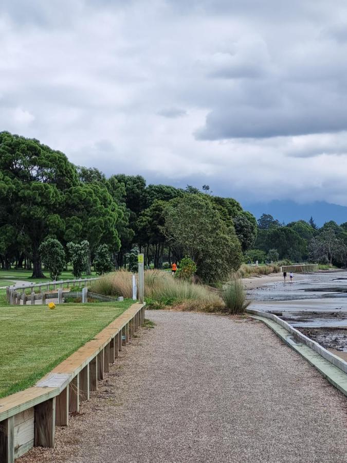 Omokoroa Golfers Retreat - B&B Luaran gambar
